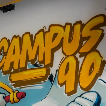 Campus 90 - Free Parking
