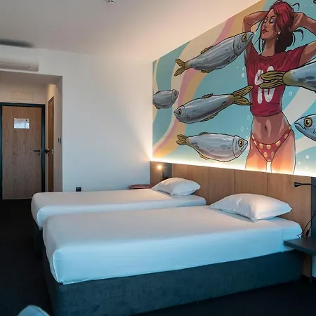 Campus 90 - Free Parking Hotel