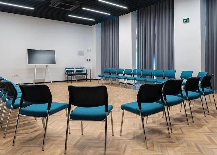 Ξενοδοχείο Campus 90 - Free Parking 4*