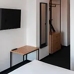 Hotel Campus 90 - Free Parking