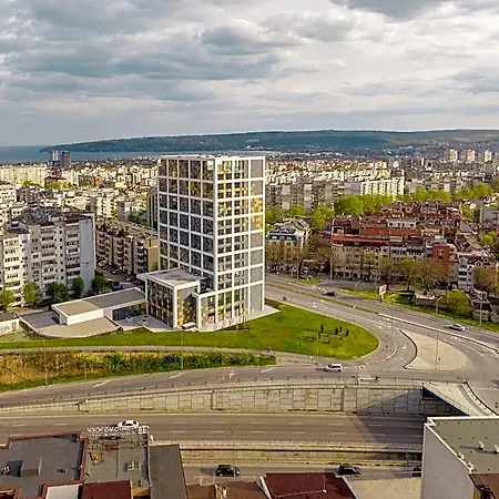 Hotel Campus 90 - Free Parking 4*