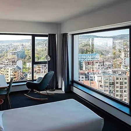 Campus 90 - Free Parking Hotel