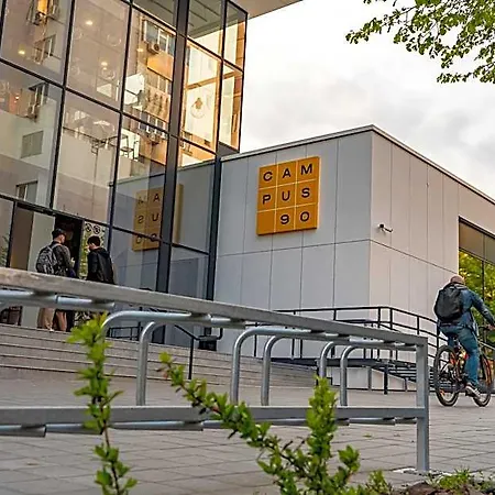 Campus 90 - Free Parking Hotel