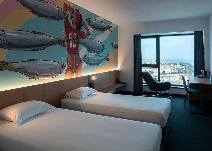 Campus 90 - Free Parking